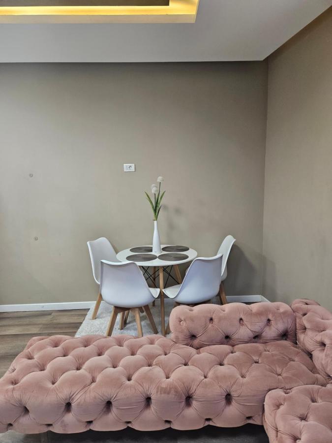 Laci Lak Premium Apartment Oradea Exterior foto